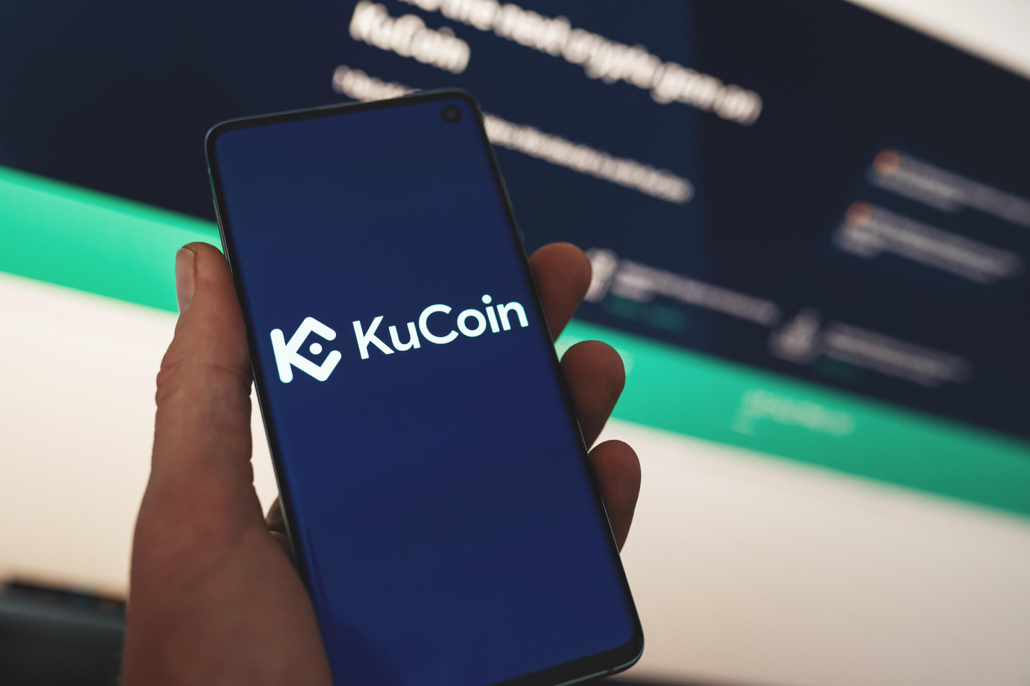 KuCoin’s Zypto integration expands KCS use cases into everyday crypto payments. KCS token price remains weak as volume stays low despite a positive adoption narrative. Key levels to watch are $8.52 support and $8.66 for short-term trend reversal. KuCoin crypt…