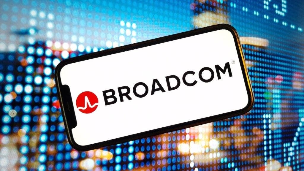 Broadcom (NASDAQ:AVGO) is expanding its footprint in Japan's artificial intelligence chip ecosystem through a new partnership with NTT to develop optical...