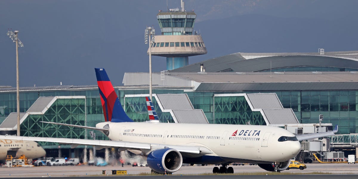 A wing of a jet departing for Virginia hit the fuselage of another, arriving from North Carolina, Delta Air Lines said in a statement.