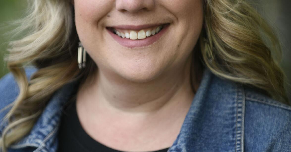Mindy O’Neall, 44, moved to Alaska more than 20 years ago, spending the past 13 in Fairbanks. She currently leads the Cold Climate Housing Research Center and served six years on the borough assembly, including multiple terms as presiding officer.