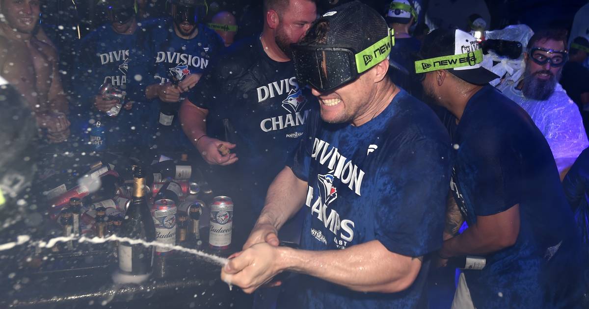 The Toronto Blue Jays made sure to properly celebrate after clinching the AL East Division on Sunday afternoon.It marked the second time the Blue Jays have had a champagne-filled clubhouse celebration this season, with the other coming just over a week ago af…