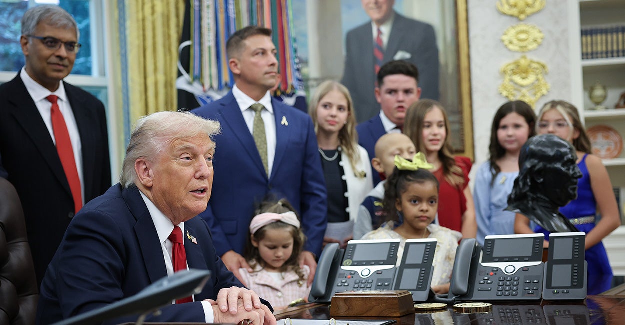 President Donald Trump signed an executive order Tuesday directing a $50 million investment in using artificial intelligence to cure childhood cancer. “President Trump’s foresight in... Read More
The post Trump Orders Administration to ‘Leverage AI’ to Cure C…