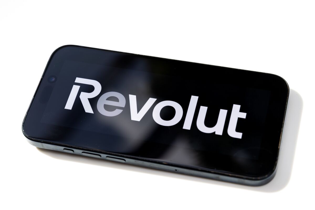Bloomberg:
Sources: Revolut is nearing the completion of a $3B fundraising round that values the company at $75B, up from $45B in a 2024 secondary share sale  —  Revolut Ltd. and its backers are nearing the end of a $3 billion fundraising spree that values th…