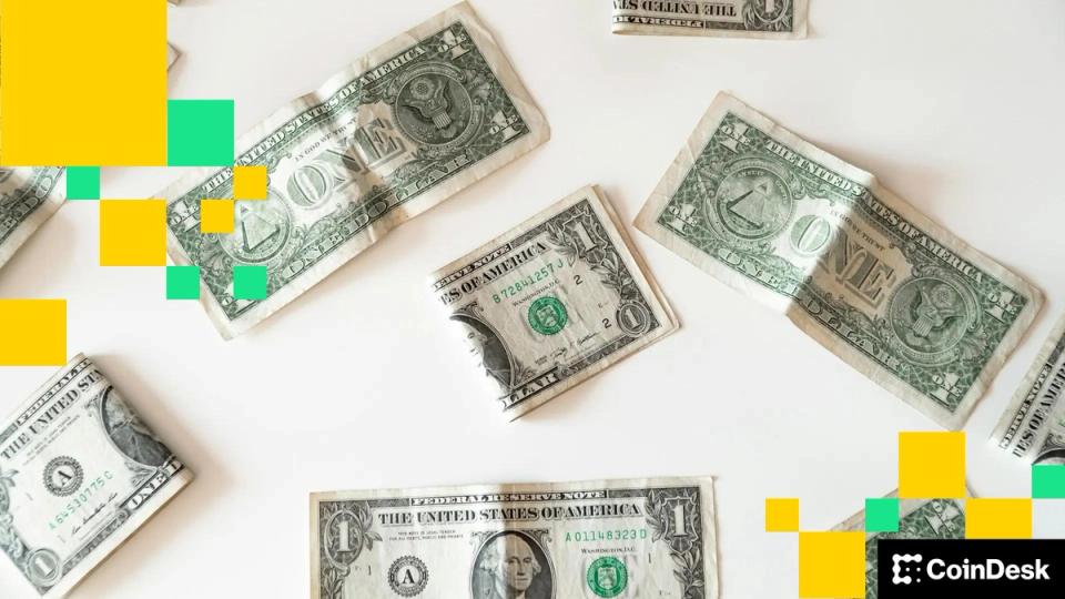 What stands out is how capital is rotating into the once-forgotten privacy sector at the exact moment broader liquidity is still searching for a narrative.