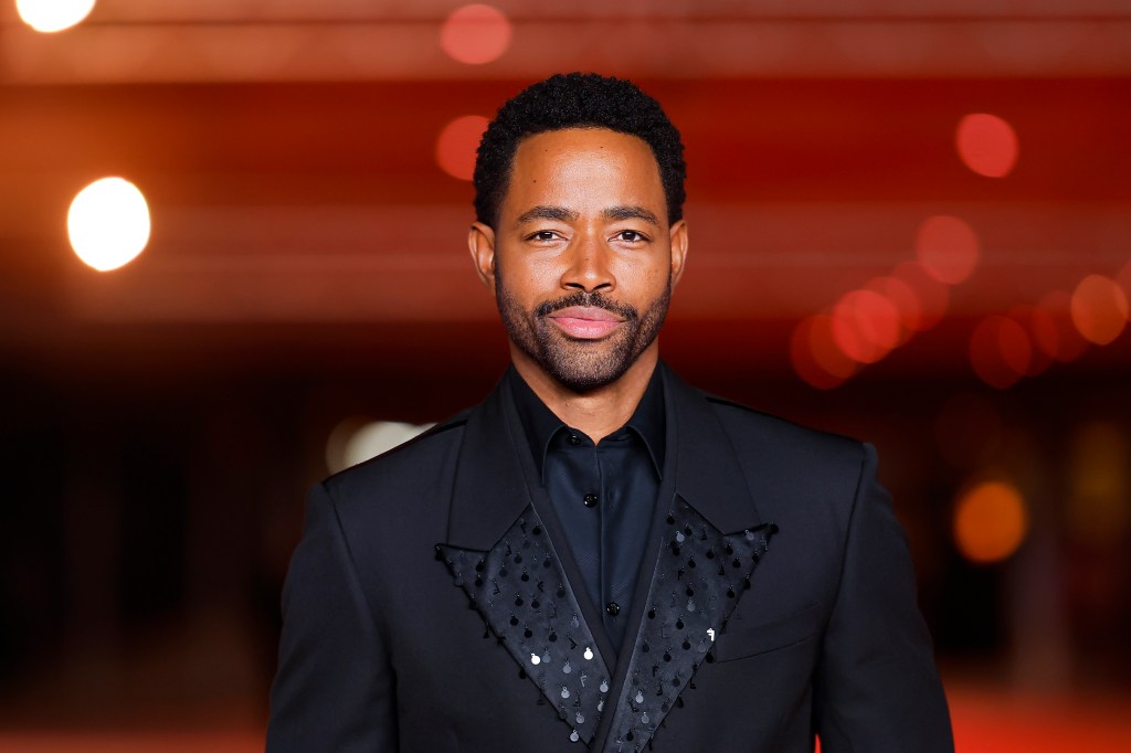 EXCLUSIVE: Jay Ellis (Insecure, Top Gun: Maverick) has joined the series regular cast of Mindy Kaling’s upcoming Hulu comedy series Not Suitable For Work. He joins the previously announced Ella Hunt, Avantika, Will Angus, Jack Martin, and Nicholas Duvernay. N…