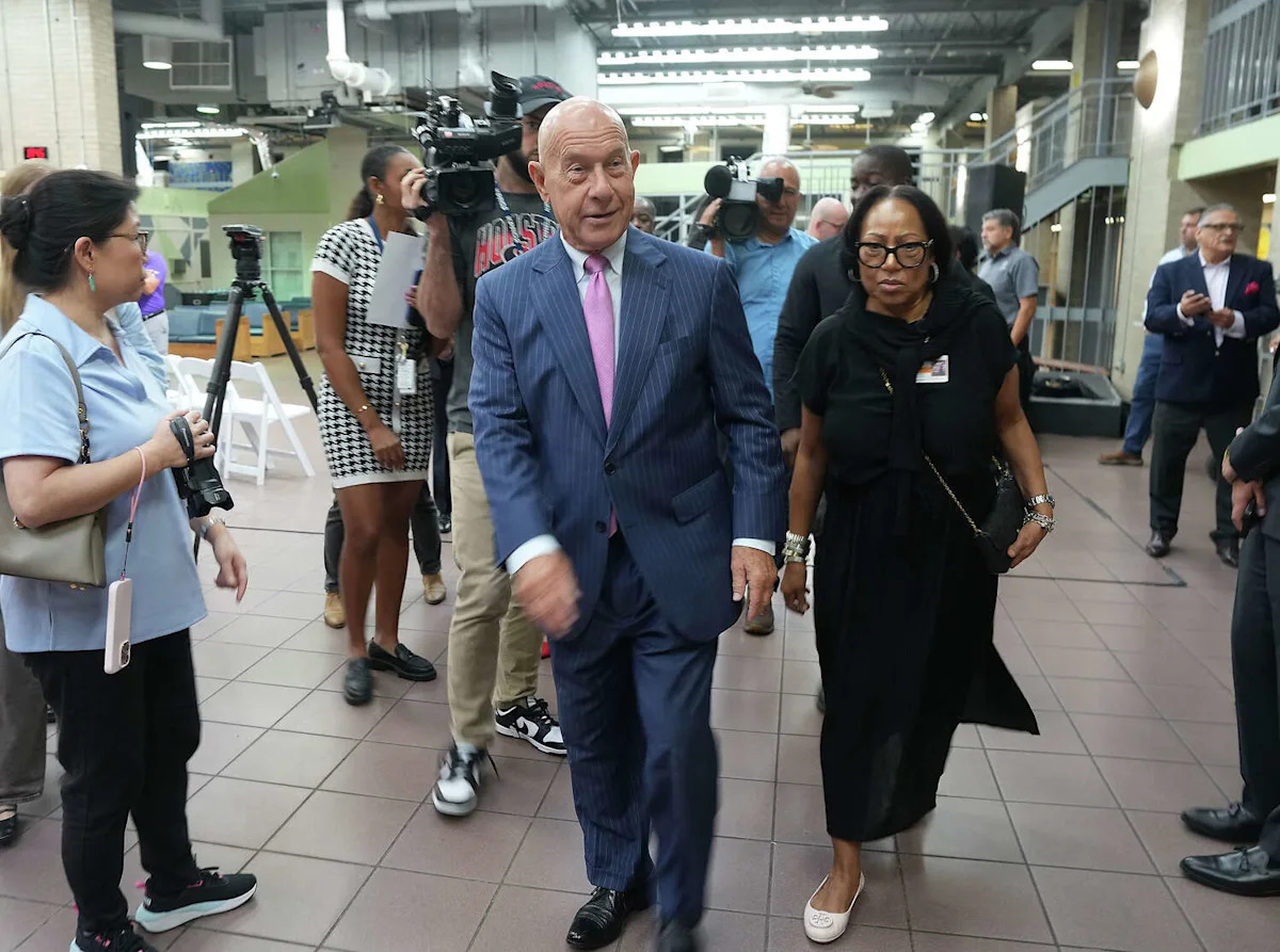 "I would never do anything that would harm this community," Whitmire said. "We're going to improve your community. We have a commitment to do that."