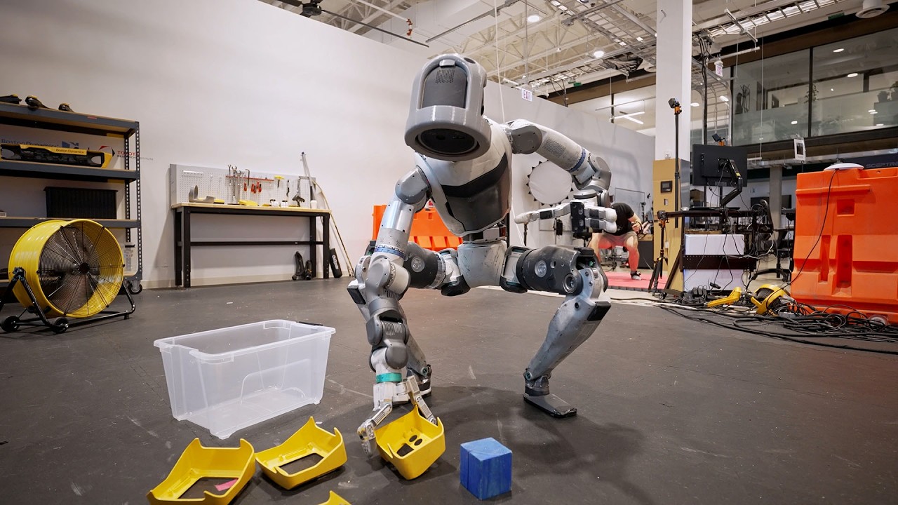 Boston Dynamics explained how the gripper "hand" has evolved between different generations of their Atlas humanoid robot.
subscribe to the Laughing Squid Newsletter
The post How the Gripper ‘Hand’ on the Boston Dynamics Atlas Humanoid Robot Has Evolved Over T…