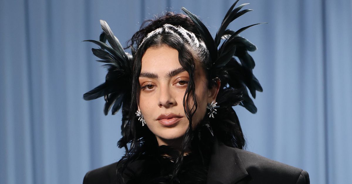 The pop star turned actor is now taking her talents to Substack, where she’s blogging about creativity, collaborating with Emerald Fennell, and birthing albums.