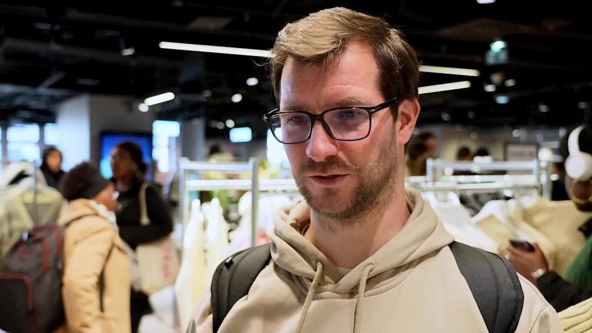 <body><p>STORY: France started proceedings on Wednesday to suspend online fast-fashion retailer Shein after childlike sex dolls and weapons were found being ...