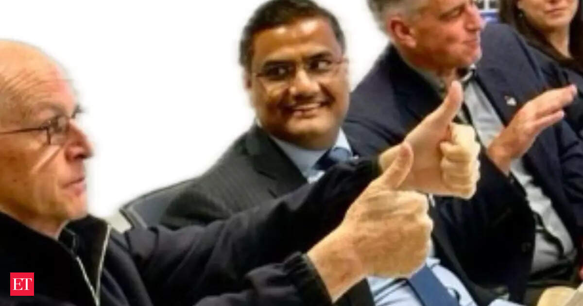 A pre-event for the India-AI Impact Summit 2026 took place in Seattle. Tech leaders and Indian officials met with US Congressmen. They discussed India's AI progress and global cooperation themes. The summit, scheduled for February 2026 in New Delhi, aims to t…