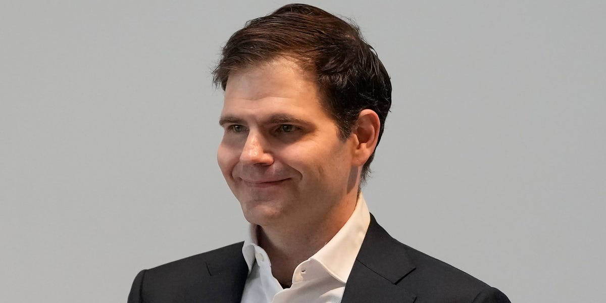 Groq CEO Jonathan Ross said a bubble is a "sign that there's a lot of economic activity going on and you just attract all sorts of people."