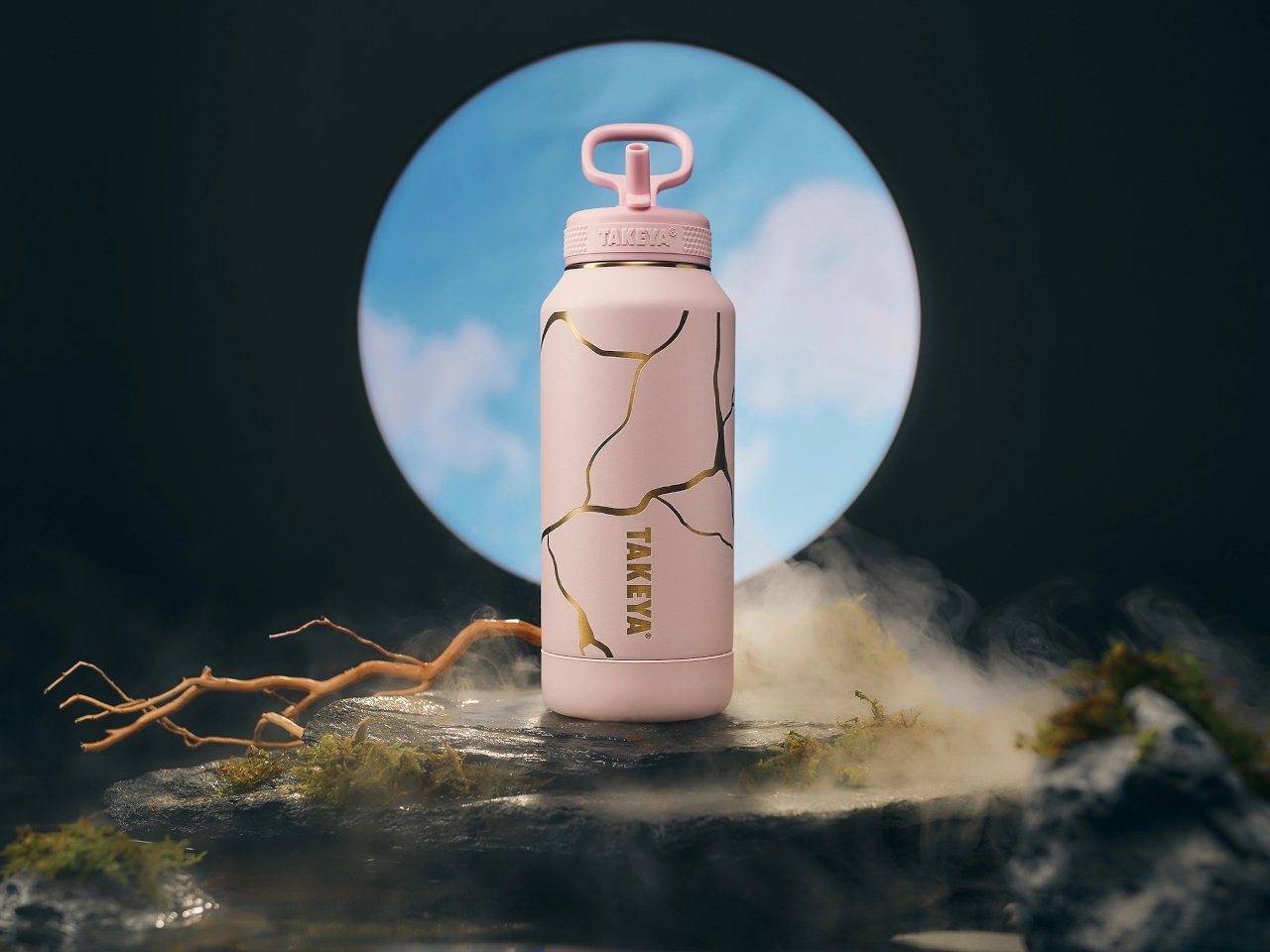 Water Bottle Inspired by Japanese Kintsugi Celebrates CracksWater bottles rarely carry meaning beyond their function. Most exist purely to hold liquid, stay cold, and survive daily wear without much thought given to...