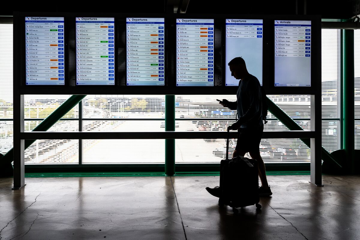 Subrat Patnaik / Bloomberg:
Corporate travel and expense management software maker Navan and its shareholders raised $923.1M in a US IPO priced at $25/share, giving it a $6.2B market cap  —  Navan Inc., a business travel and expense management software maker,…