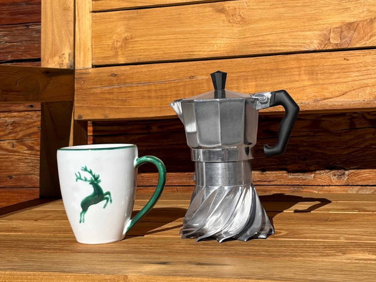 Hand-Cast Moka Pot Looks Like a Turbine and Brews 20% FasterMoka pots have stayed remarkably consistent since their invention, maintaining the same octagonal silhouette and brewing method across generations. They produce rich, concentrated coffee reliably,...