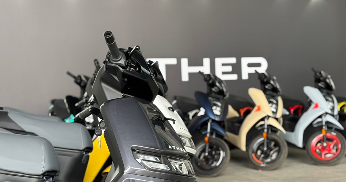 French investment bank Societe Generale and several prominent Indian mutual funds bought Ather Energy Ltd. shares via large deals on Thursday. Motilal Oswal Mutual Fund mopped up shares worth Rs 70 crore. Societe Generale bought Rs 62 crore, Invesco Mutual Fu…