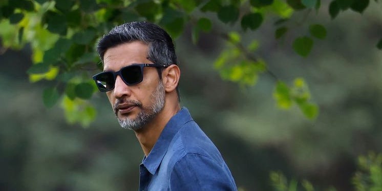 A funny burger tweet illustrates Google's AI comeback, showcasing strong spatial reasoning and image-generation improvements.