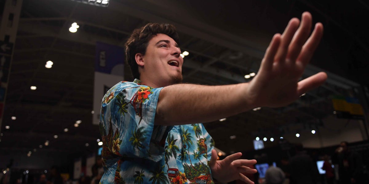 Anduril founder Palmer Luckey really wants to be on the reality show "Survivor" but worries his billionaire status would make it hard for him to win.