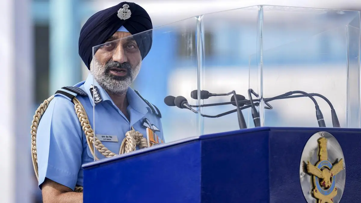 Mudh-Nyoma airbase in eastern Ladakh became operational with Air Chief Marshal A. P. Singh, Chief of the Air Staff, landing a C-130J Super Hercules transport aircraft on its newly constructed runway at a hieght of 13,700 feet