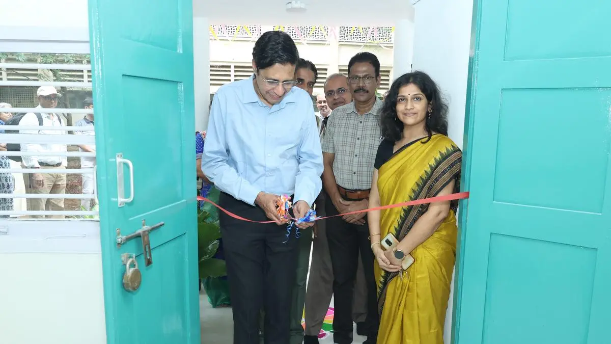 It aims to contribute to the development of human-centred and linguistically aware AI systems