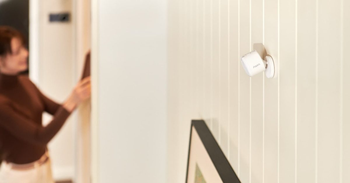 Aqara is introducing a new presence sensor that is a natural addition for HomeKit users who want reliable automations without the need for a camera. The new Aqara FP300 combines mmWave presence sensing with a traditional PIR sensor and also adds on light, tem…