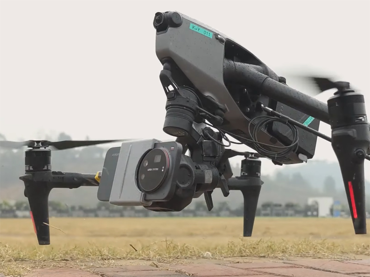 Just after officially revealing the Xiaomi 17 Ultra, the company has confirmed that the camera flagship phone will feature a 1-inch Light Hunter 1050L image sensor. To showcase what it can offer, the brand has shared some sample photos and a video.