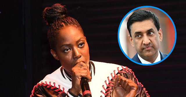 Singer Tish Hyman, an open lesbian, confronted Rep. Ro Khanna (D-CA) over him allowing men into women's bathrooms and locker rooms.
The post Watch: Singer Tish Hyman Confronts Dem Rep. Ro Khanna over Men in Women’s Bathrooms, Sports — ‘Trans Are Not Women. Th…