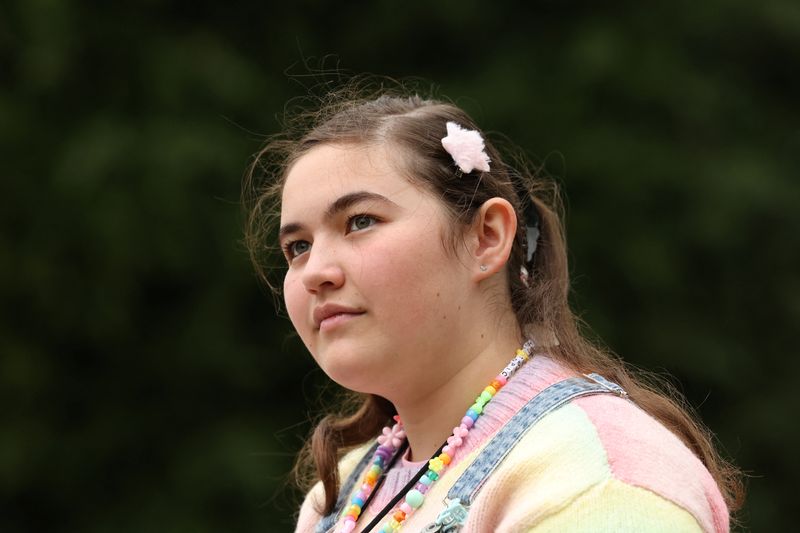 By Byron Kaye and Cordelia Hsu SYDNEY, Dec 8 (Reuters) - Sydney teenager Ayris Tolson believes the start of her first summer holiday under Australia's youth ...