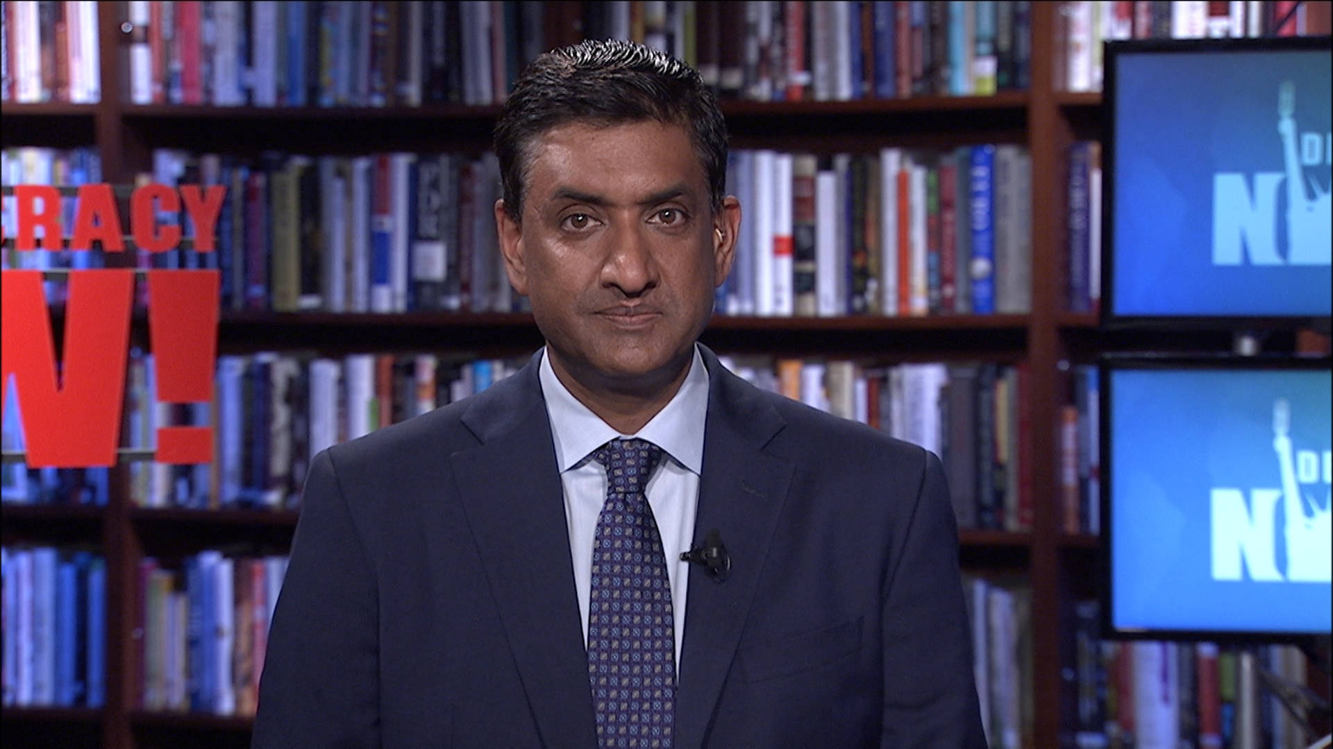 Democracy Now! speaks with Democratic Congressmember Ro Khanna on the latest developments in Congress and about escalating U.S. attacks on alleged drug boats off the coast of Venezuela. “Why are we going into a regime change war when the president promised no…