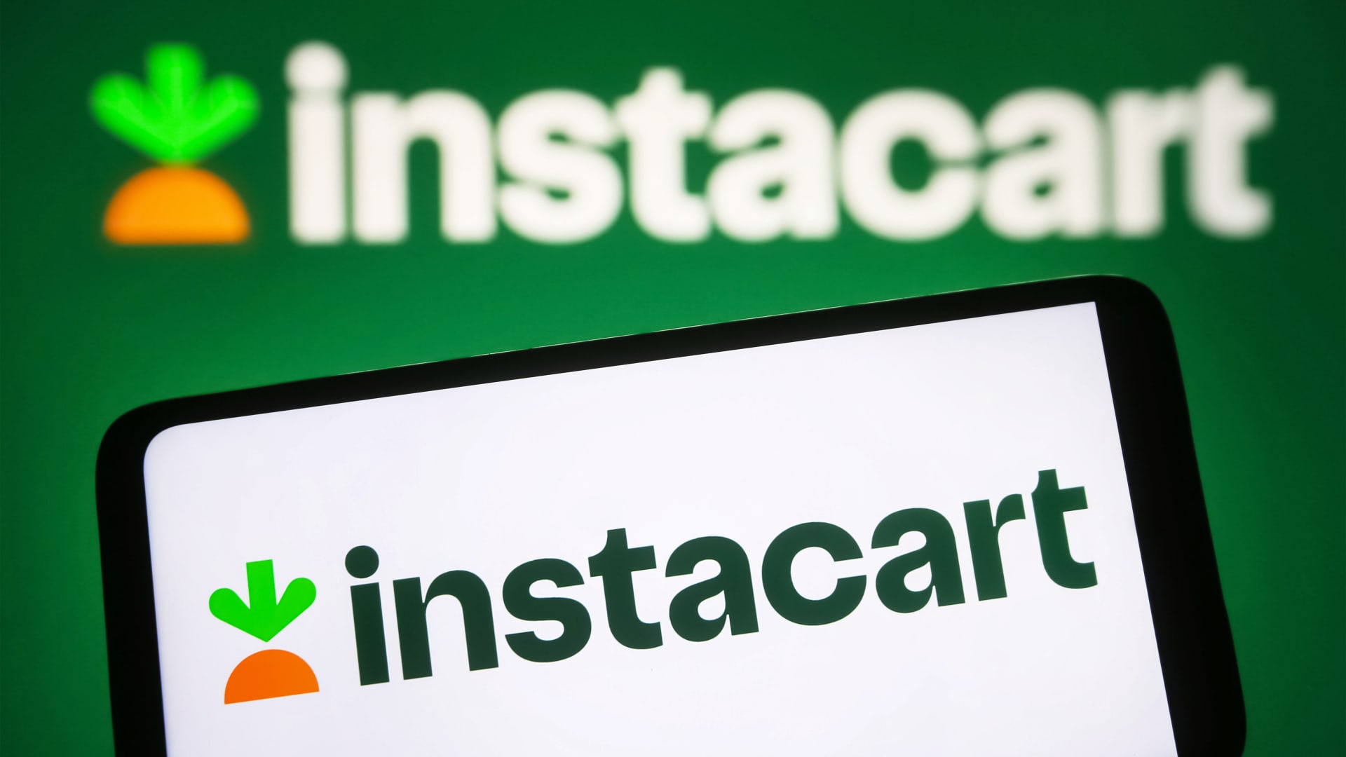 Annie Palmer / CNBC:
Instacart will pay $60M to settle FTC allegations that it used deceptive tactics in its subscription signup and “satisfaction guarantee” advertising&nbsp; —&nbsp; Instacart will pay $60 million to settle allegations by the Federal Trade Commission …