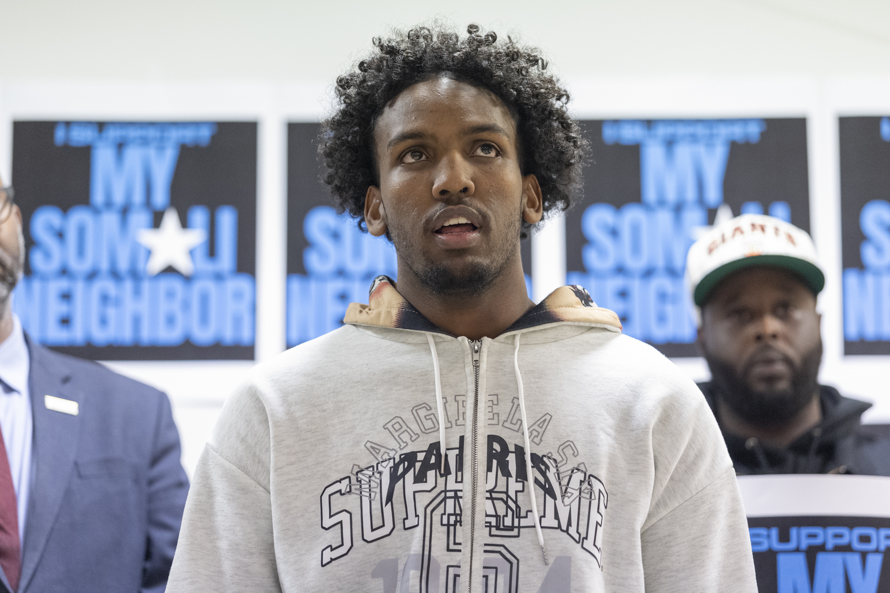 Katelyn Vue / Sahan Journal:
U.S. citizen offered to show I.D. but was arrested by immigration officers in Cedar-Riverside&nbsp; —&nbsp; Stay informed.&nbsp; Sign up for Sahan Sunday, our weekly newsletter with Minnesota news you need to know.&nbsp; —&nbsp; This story is provided to …