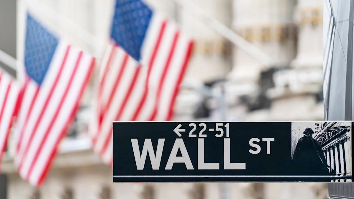 Pre-Market Stock Futures: Futures are trading higher on Monday as we head into the final trading weeks of 2025. All of the major indices were hit hard on...