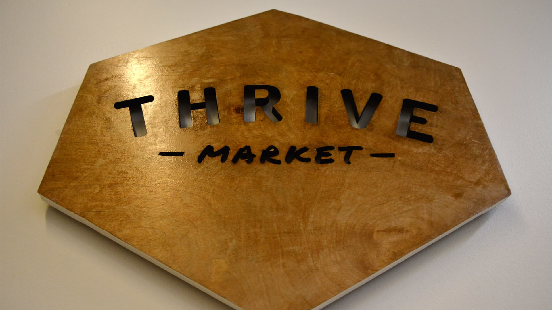 Thrive Market is leaning into alcohol-free beverages as more Americans stop drinking booze.