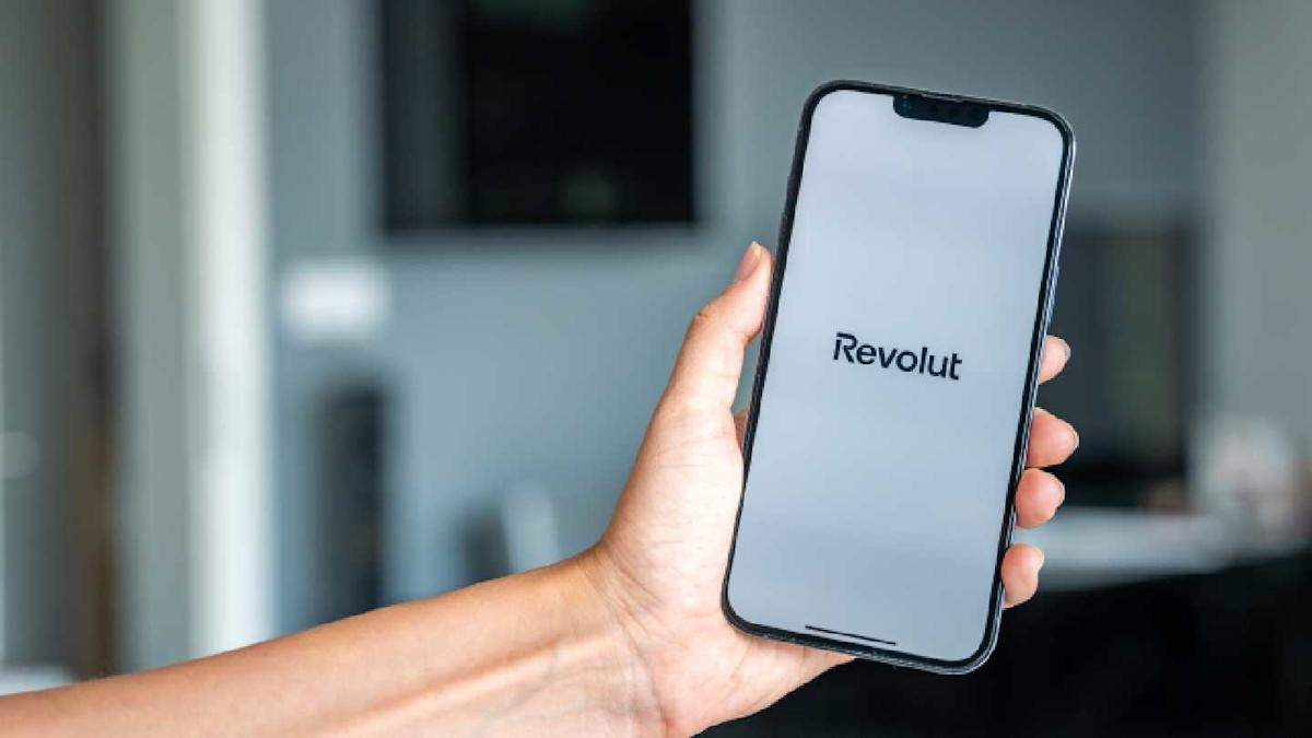 Revolut is recruiting candidates with backgrounds in investment banking, asset management, or private capital advisory.