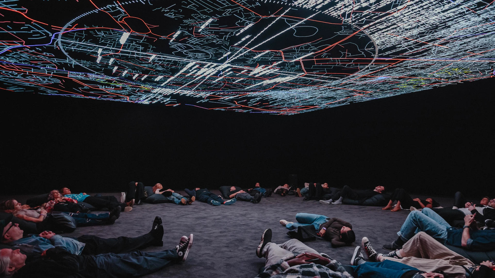 The immersive new work, commissioned by 180 Studios, expands on ideas explored in his acclaimed&nbsp;data-verse&nbsp;project.
The post Ryoji Ikeda installation data-cosm [n°1] extended at 180 Studios until 1 February, 2026 appeared first on Fact Magazine.