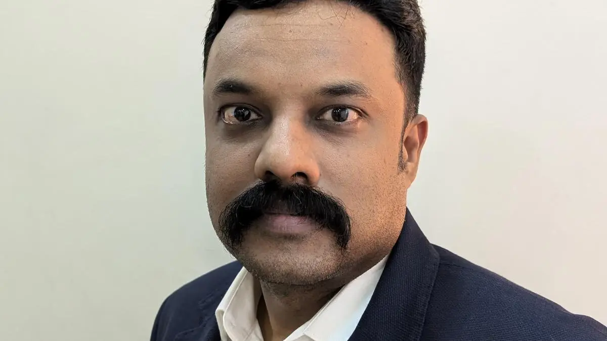 在UpMarket购买Fractal Analytics股份（Fractal Analytics Stock)及其他Pre-IPO股权