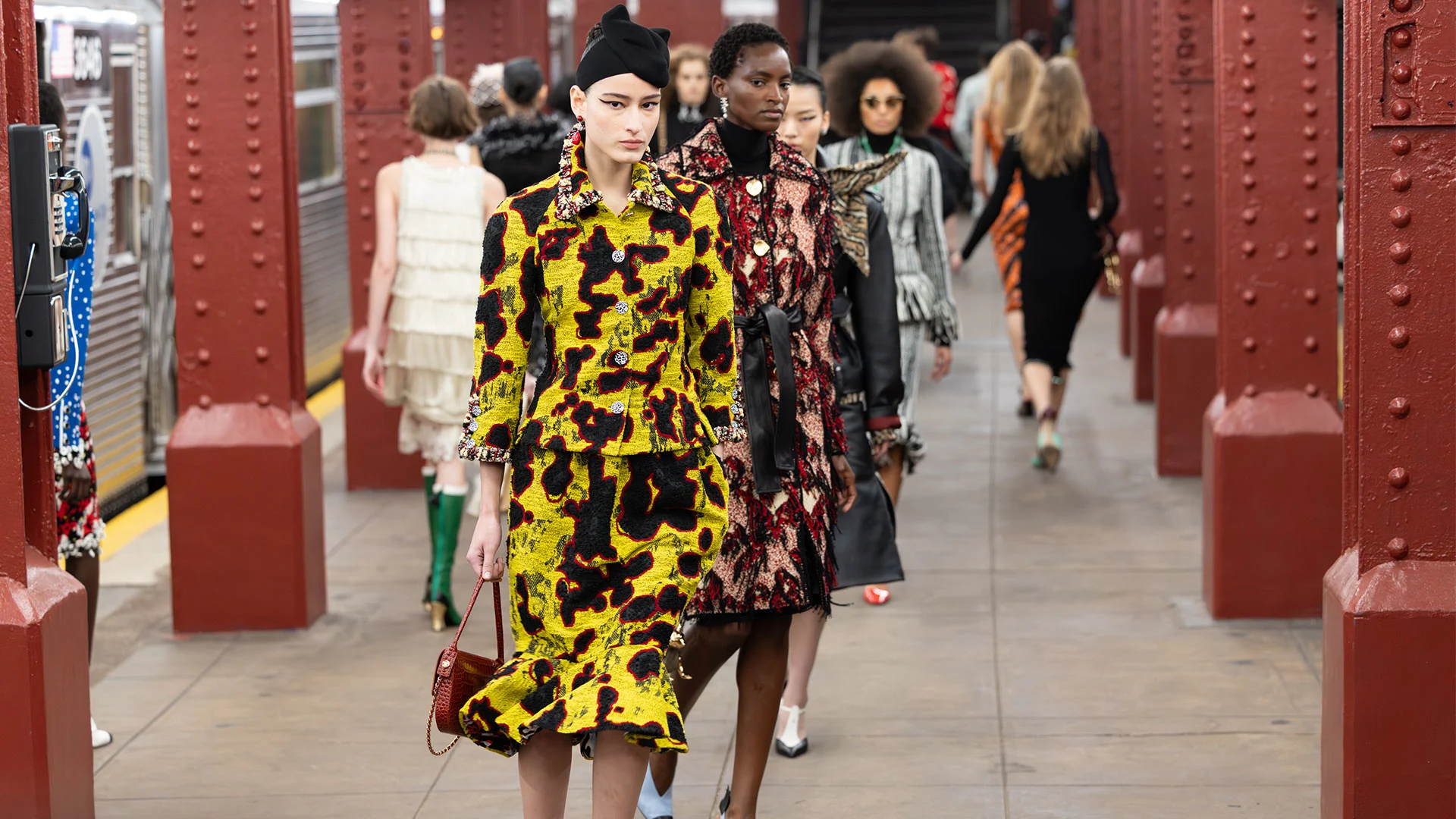 Chanel’s new showman, Matthieu Blazy, took his designs on the road Tuesday — or rather, underground, with a buzzy New York runway show staged on an actual subway platform.The designer, just weeks after his splashy Paris debut for Chanel in October, took over …