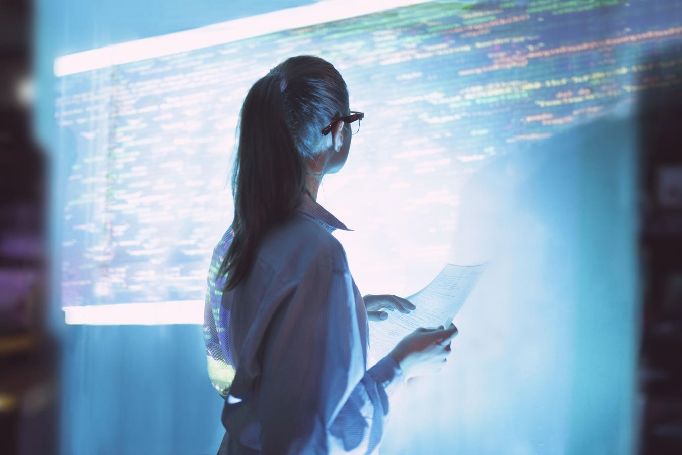 Some say that artificial general intelligence (AGI) won't be an existential risk if we test it in simulations. We can fix AGI beforehand. Here's the AI insider truth.
