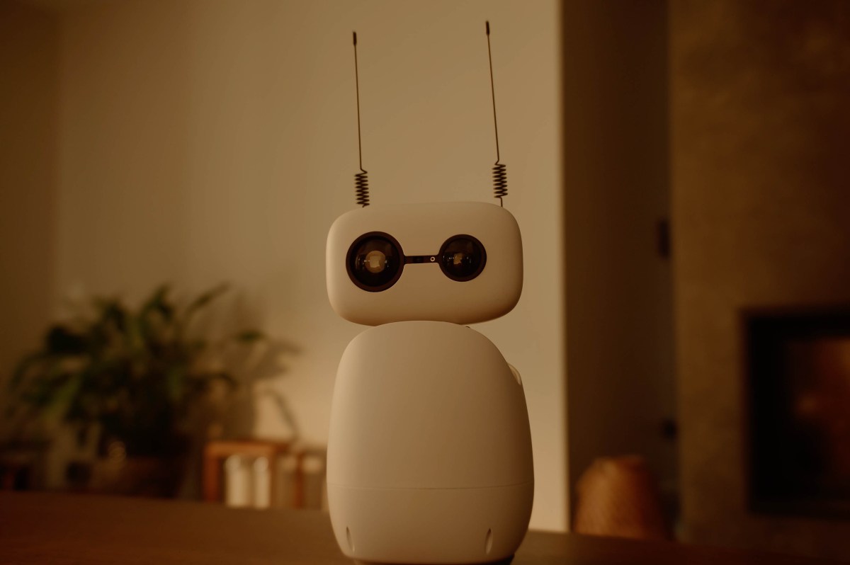 Rebecca Szkutak / TechCrunch:
Hugging Face begins taking orders for its $449 Reachy Mini Wireless and $299 Reachy Mini Lite open source robots, which come as kits for developers to build  —  Hugging Face is ready for developers to start tinkering and testing …