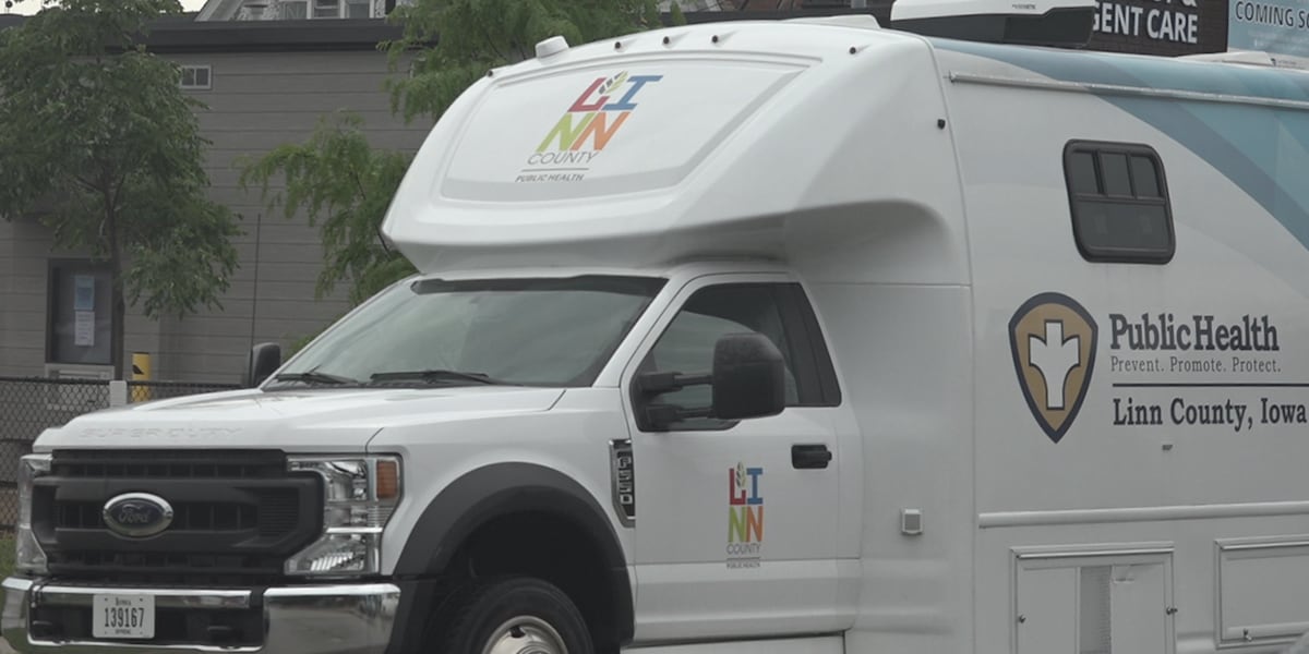 In its first summer tour, the health department is trying to reach more people who otherwise wouldn’t have a chance to arrange a doctor’s appointment.