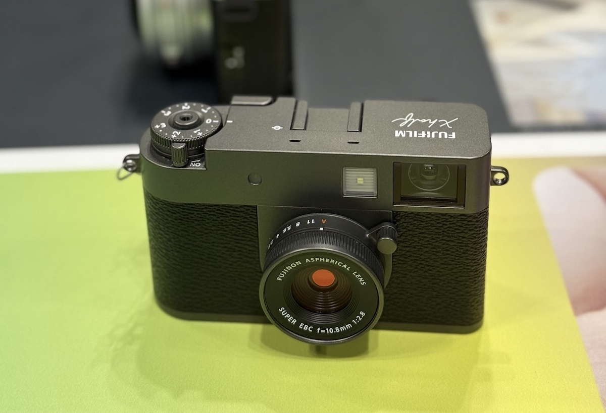 The new Fujifilm X Half camera is now in stock at: US: B&H new | B&H used | Amazon | Adorama UK: WEX Photo CA: Camera Canada Fujifilm X-Half frame digital compact camera additional coverage
The post The latest Fujifilm X Half camera is now in stock appeared f…