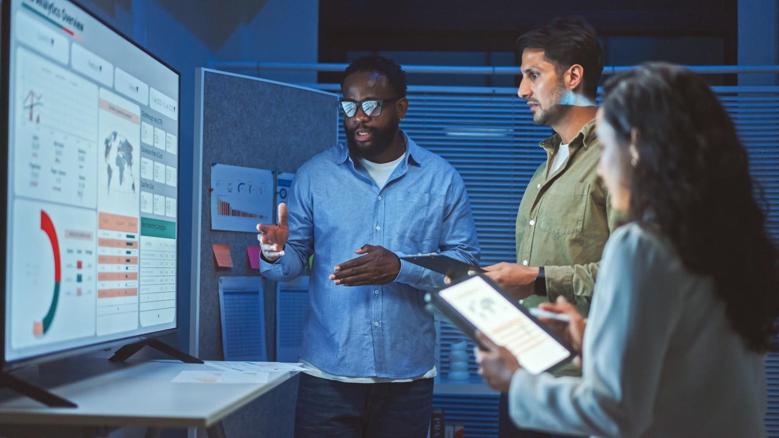 How will we know we've attained AGI and ASI? We will ask the AI a series of probing questions. How many questions is enough? I address that matter. It's an insider scoop.