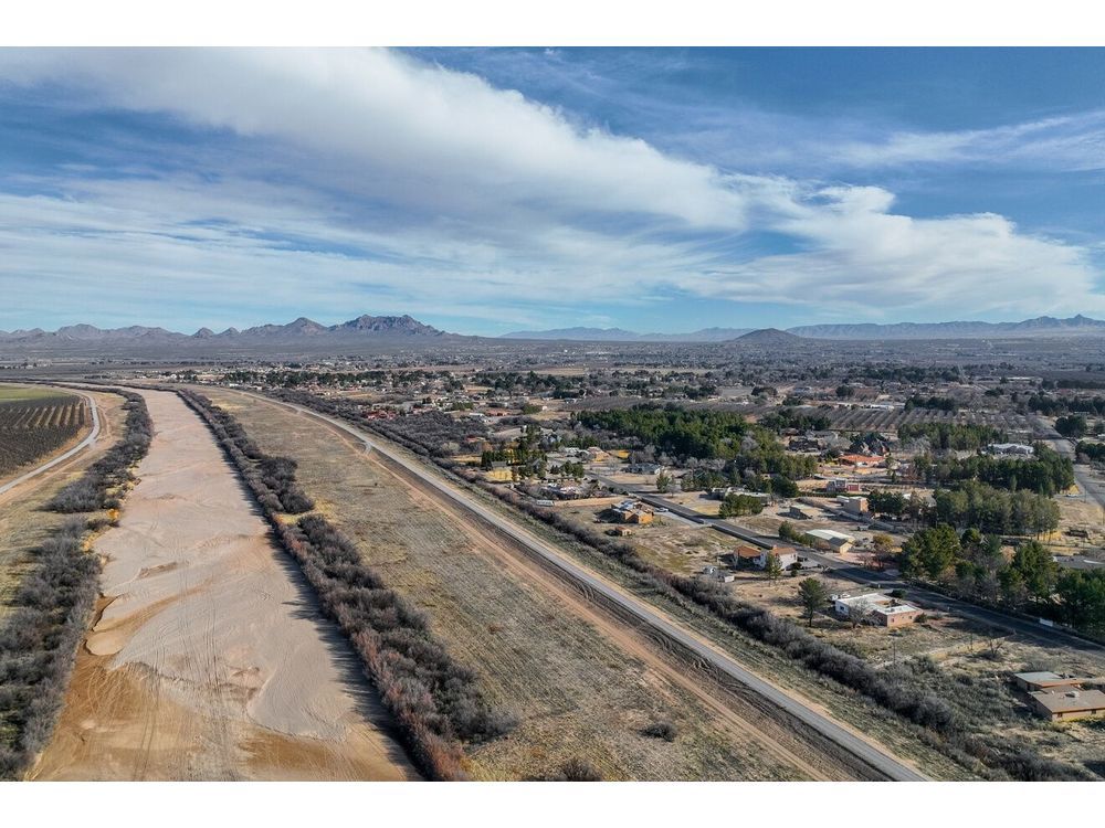 Commissioners from Doña Ana County, New Mexico, approved a $165 billion industrial revenue bond package and a sweeping set of tax incentives tied to a sprawling AI data center project, moving forward with one of the largest economic development efforts in New…