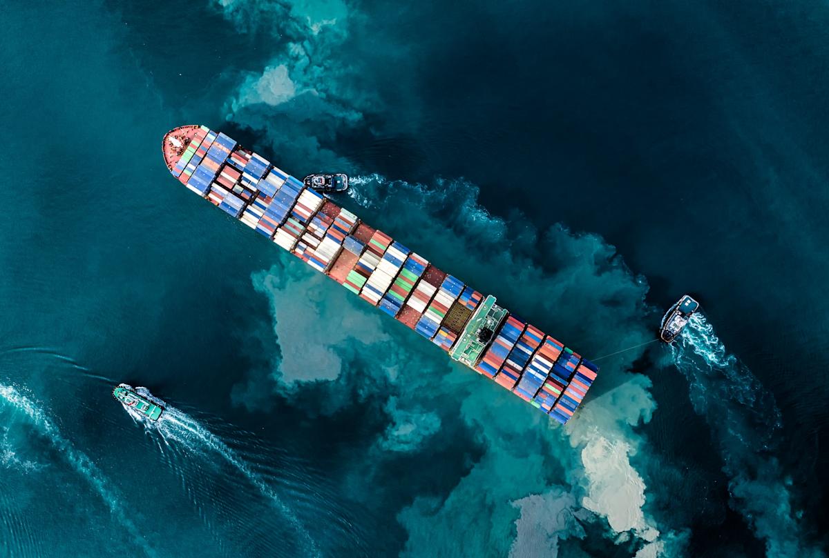 CEO Ryan Petersen says the freight forwarder is cutting costs, expanding globally and leaning on customs brokerage gains to position for long-term...