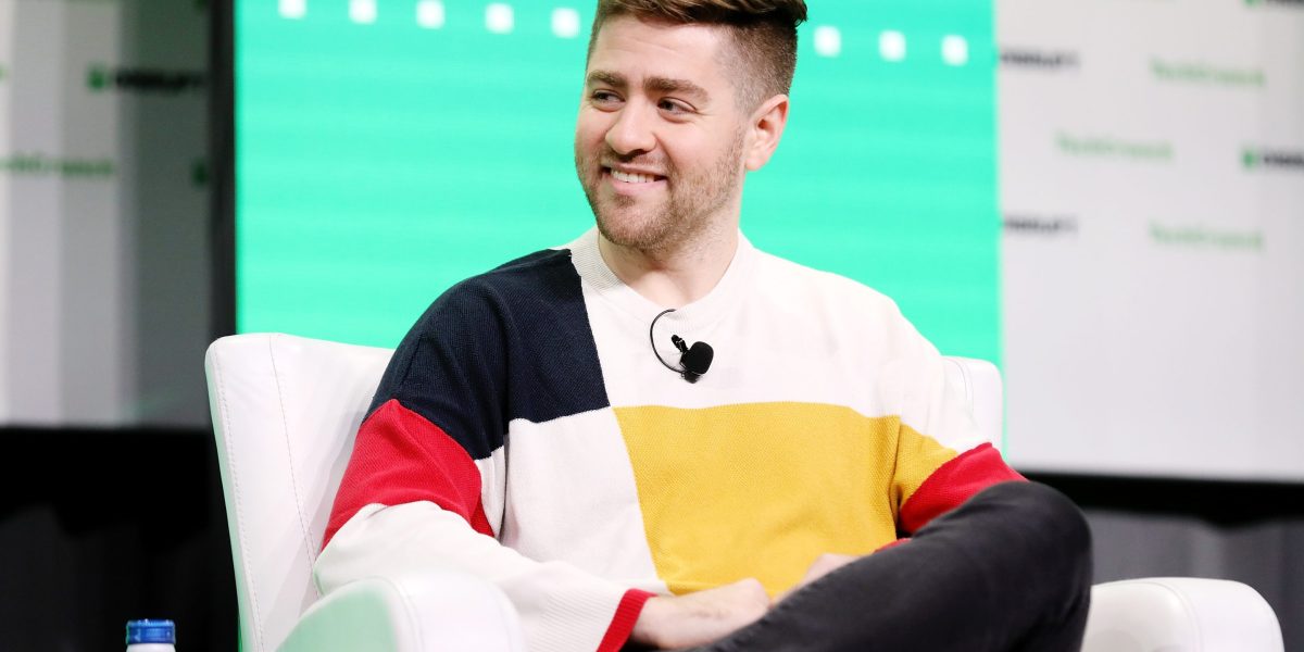 The six-year-old company is rebuilding corporate credit cards and expense reports with funding from Founders Fund, Iconiq, and Khosla Ventures.