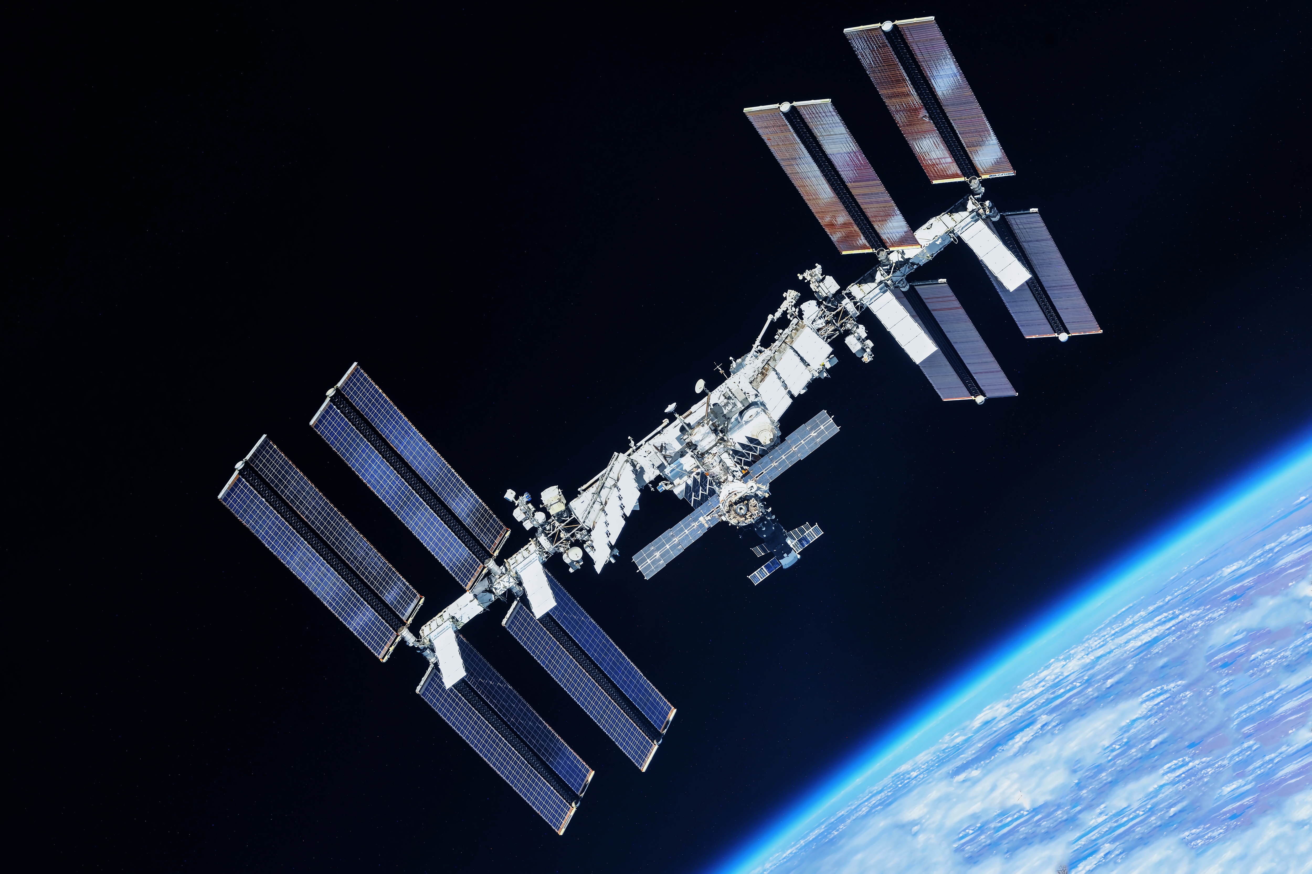 Red Hat and Axiom sent a prototype data center to the International Space Station to test whether terrestrial computing systems can operate in orbit.