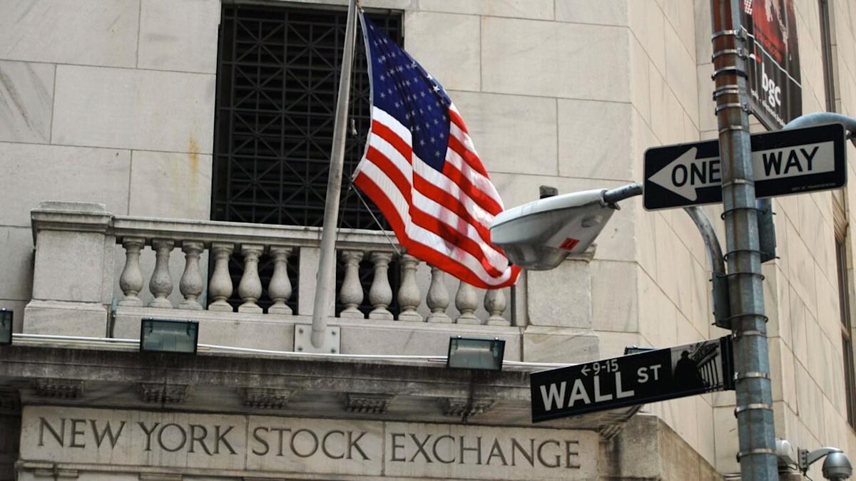 BitGo wants to raise up to $201 million in its IPO led by Goldman Sachs and Citigroup .