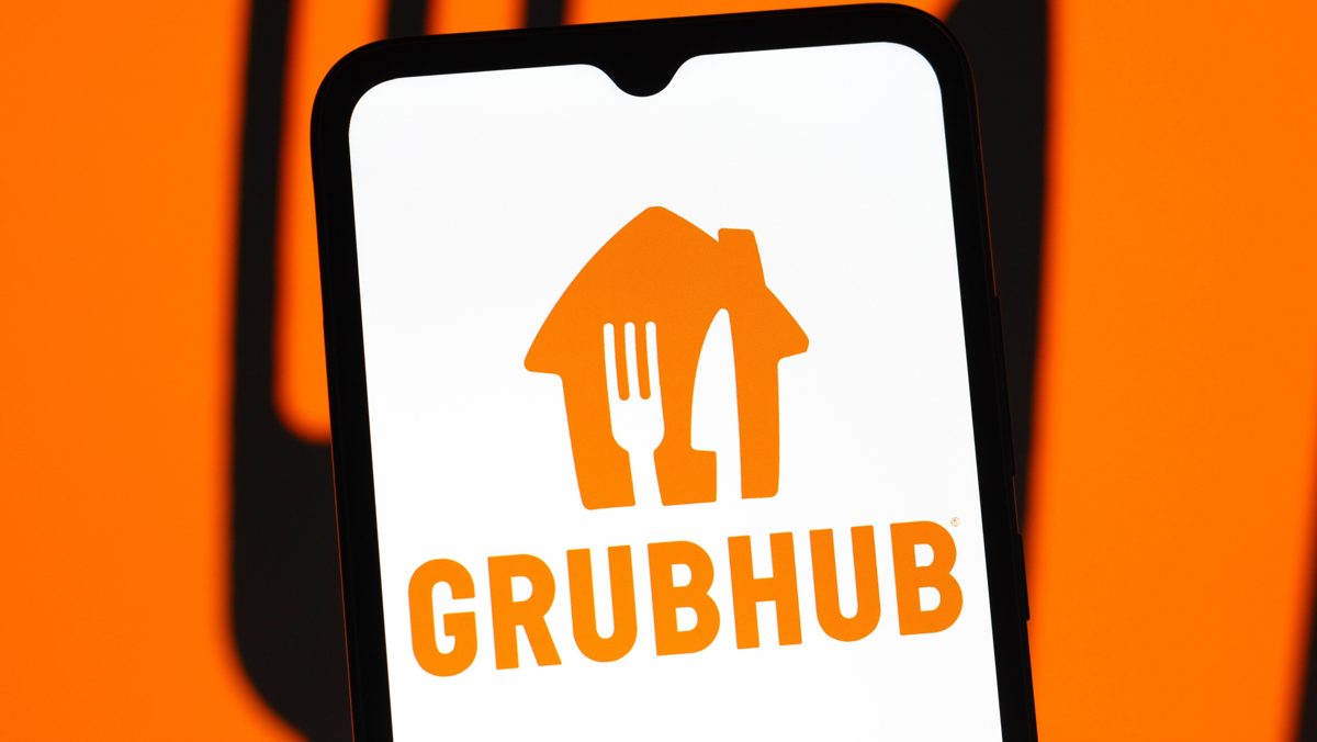 ShinyHunters have breached Grubhub’s chat support system and are demanding a Bitcoin payment to prevent the data from being leaked, Bleeping Computer reports.
Grubhub has suffered yet another data breach and is facing an extortion demand from the hackers, Ble…