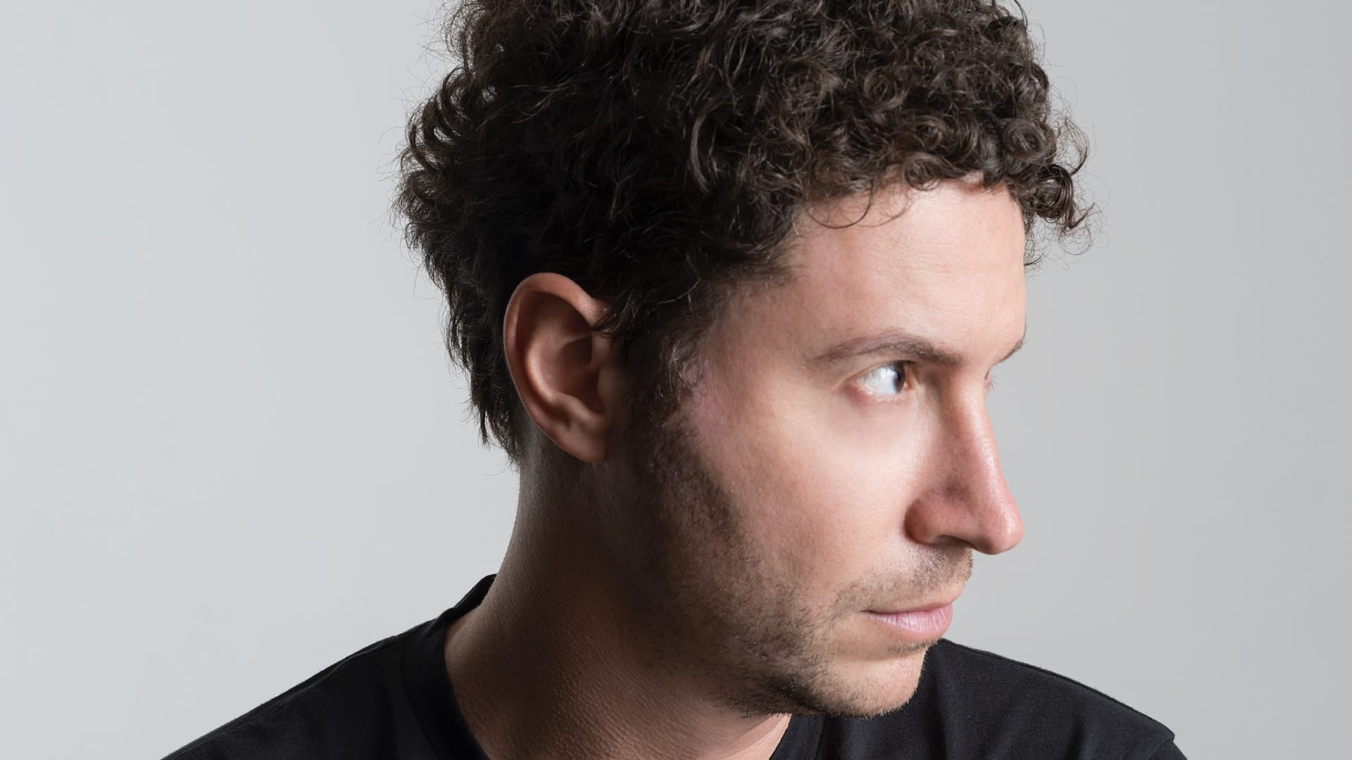 OpenEvidence, based in Massachusetts, has topped a $12 billion valuation in a funding round led by Thrive and DST.