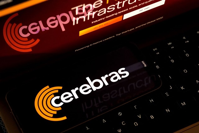 AI chip startup Cerebras Systems is reportedly in talks to raise US$1 billion in a new financing round, aiming for a valuation of up to US$22 billion, according to Bloomberg. The company plans to continue pursuing its initial public offering (IPO) as part of …