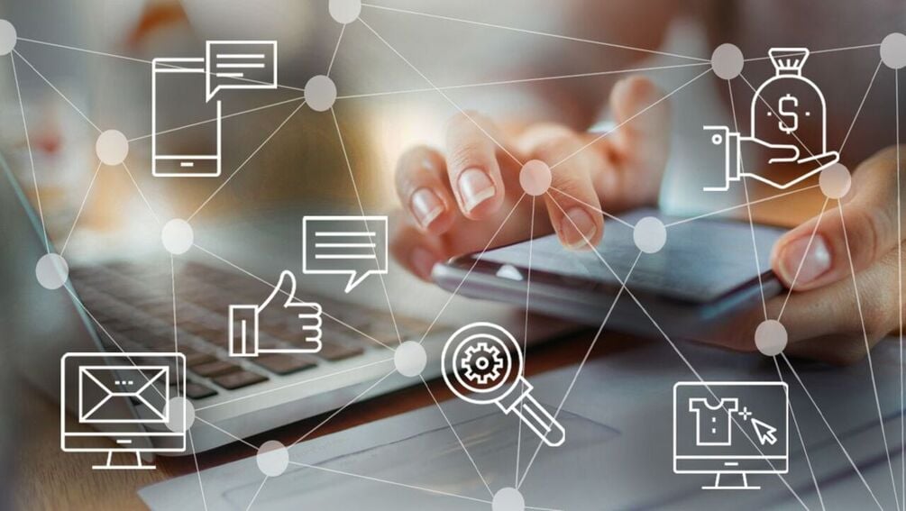 Do you feel incredibly anxious? Every time you face a blank screen, unable to write social media copy, ad text, or email drafts? Are you tired of expensive copywriting courses? Those writing guides that only talk theory and can't get you started immediately w…